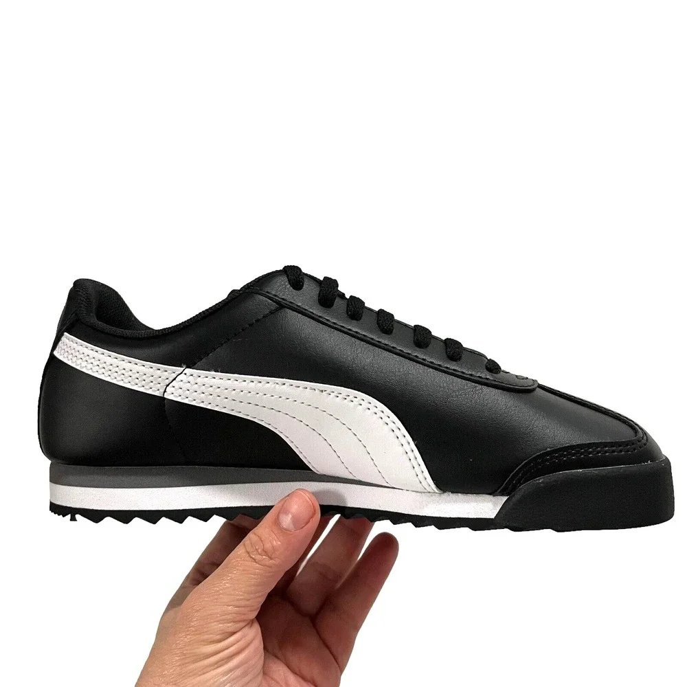Puma Roma Youth Boys Low Top Sneakers Size 5.5 Black-White Lace Up Faux Leather